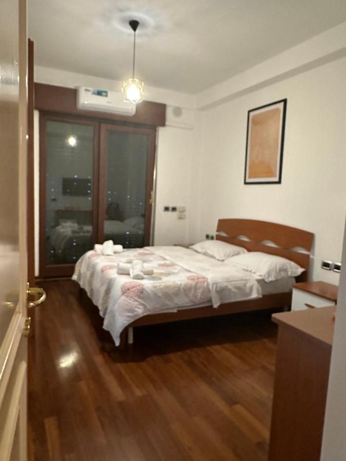 City Center Shkodra B&B 外观 照片